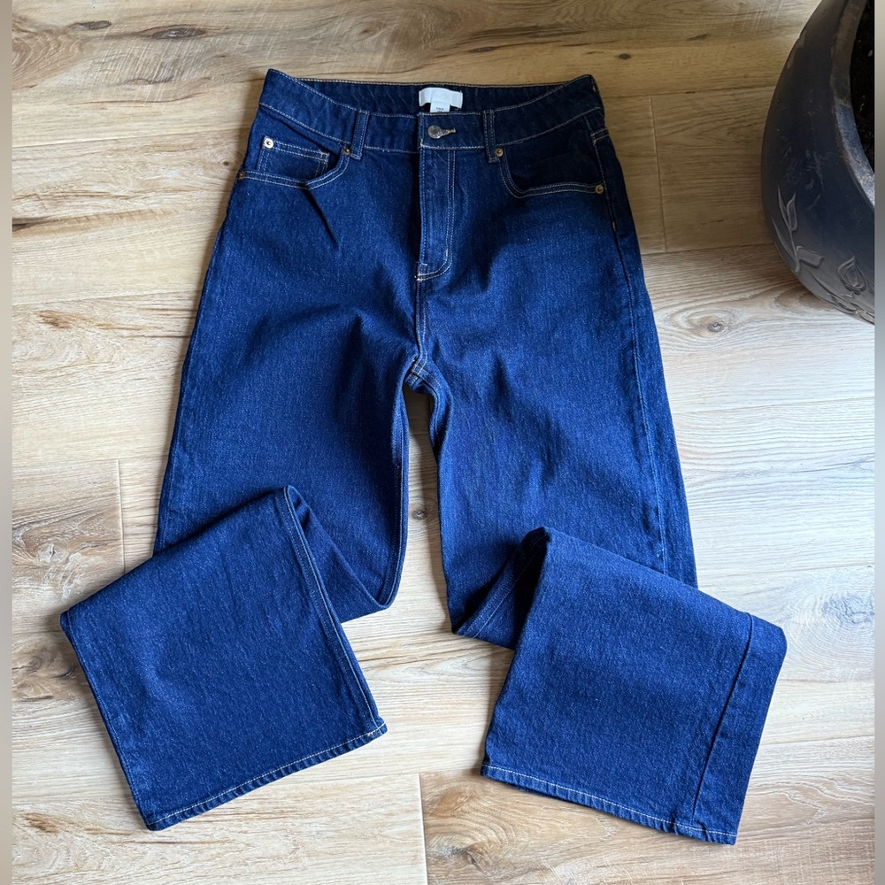 H&M Indigo Blue Denim Jeans with Contrast Stitching.NWOT